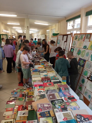 W 86 dniu wojny, w naszej szkole akcja pomocowa.