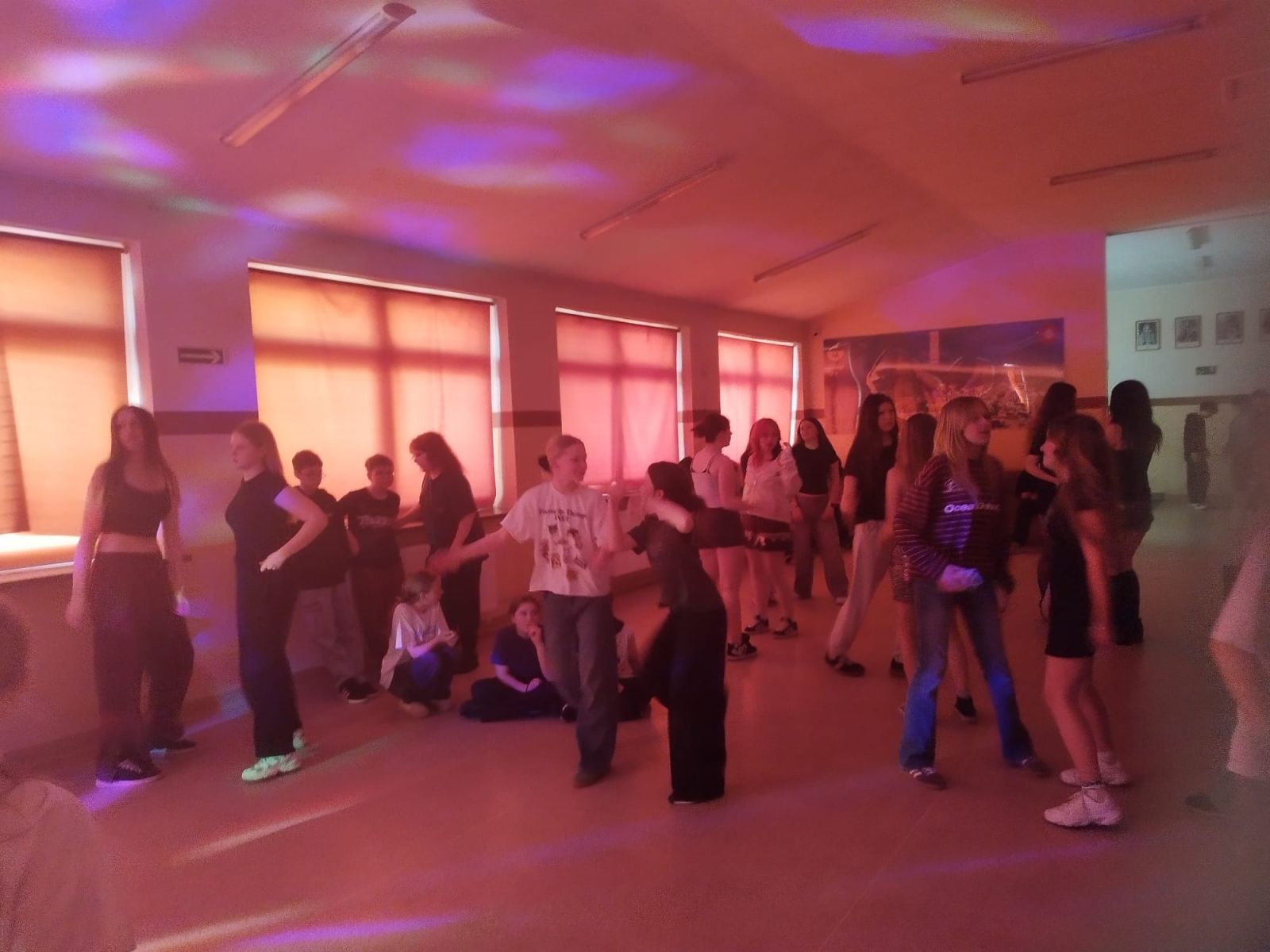 Zdjęcie: Wideorelacja z dyskoteki część 2