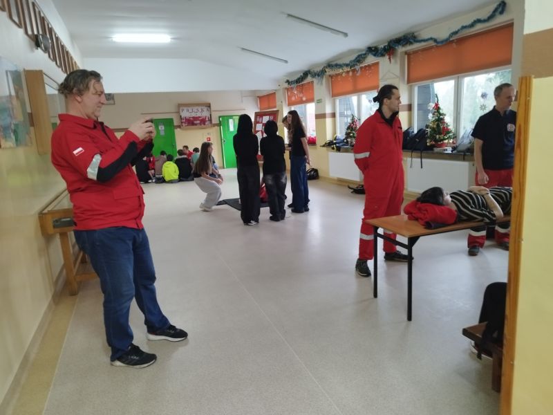 Zdjęcie: Szkolenie medyczne- bezpieczne ferie